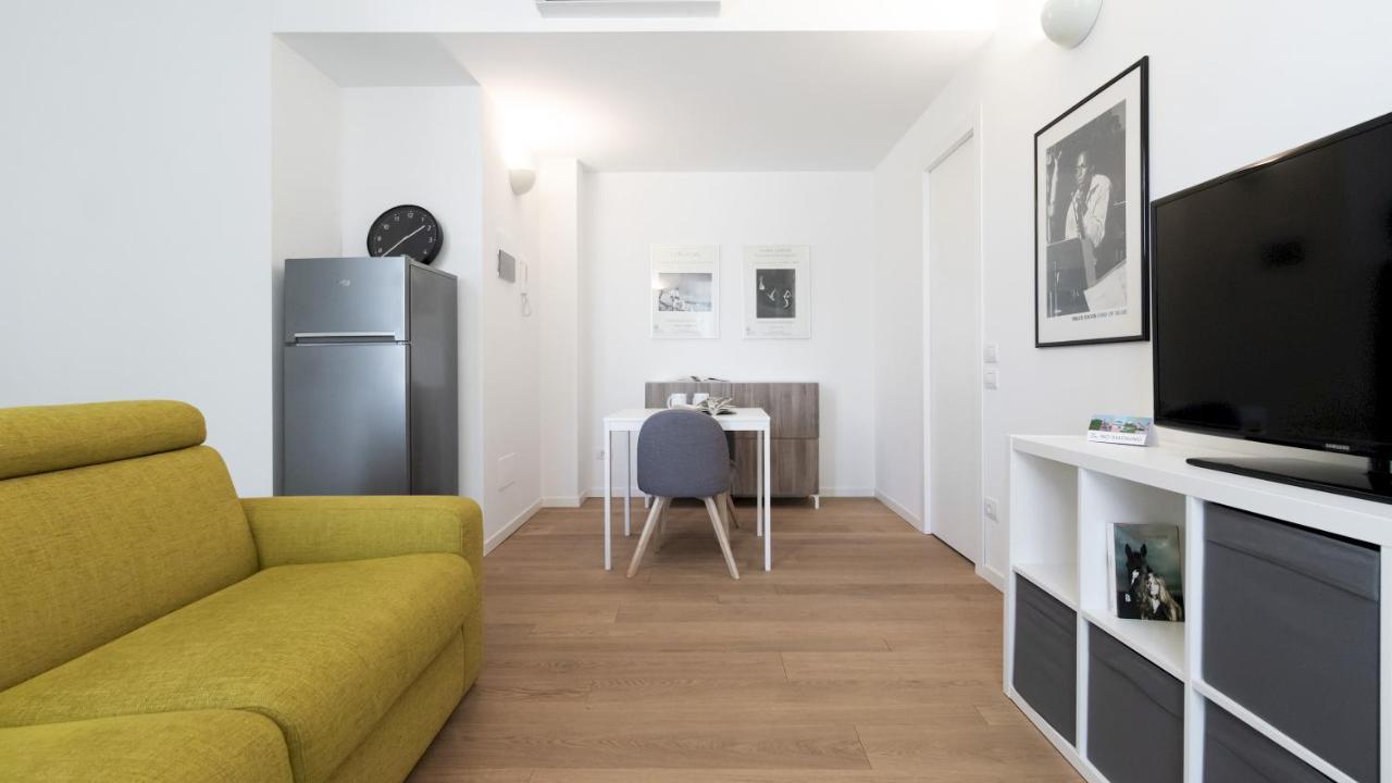 Italianway - Caterina Da Forli 6 Lägenhet Milano Exteriör bild